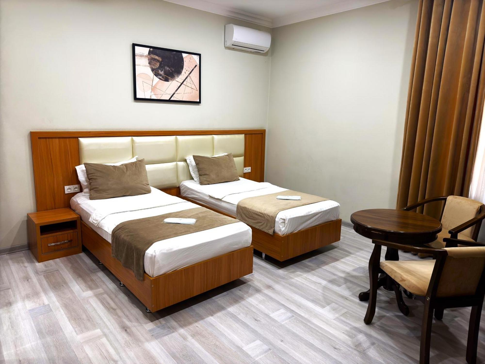 The Moon Tashkent Hotel Luaran gambar