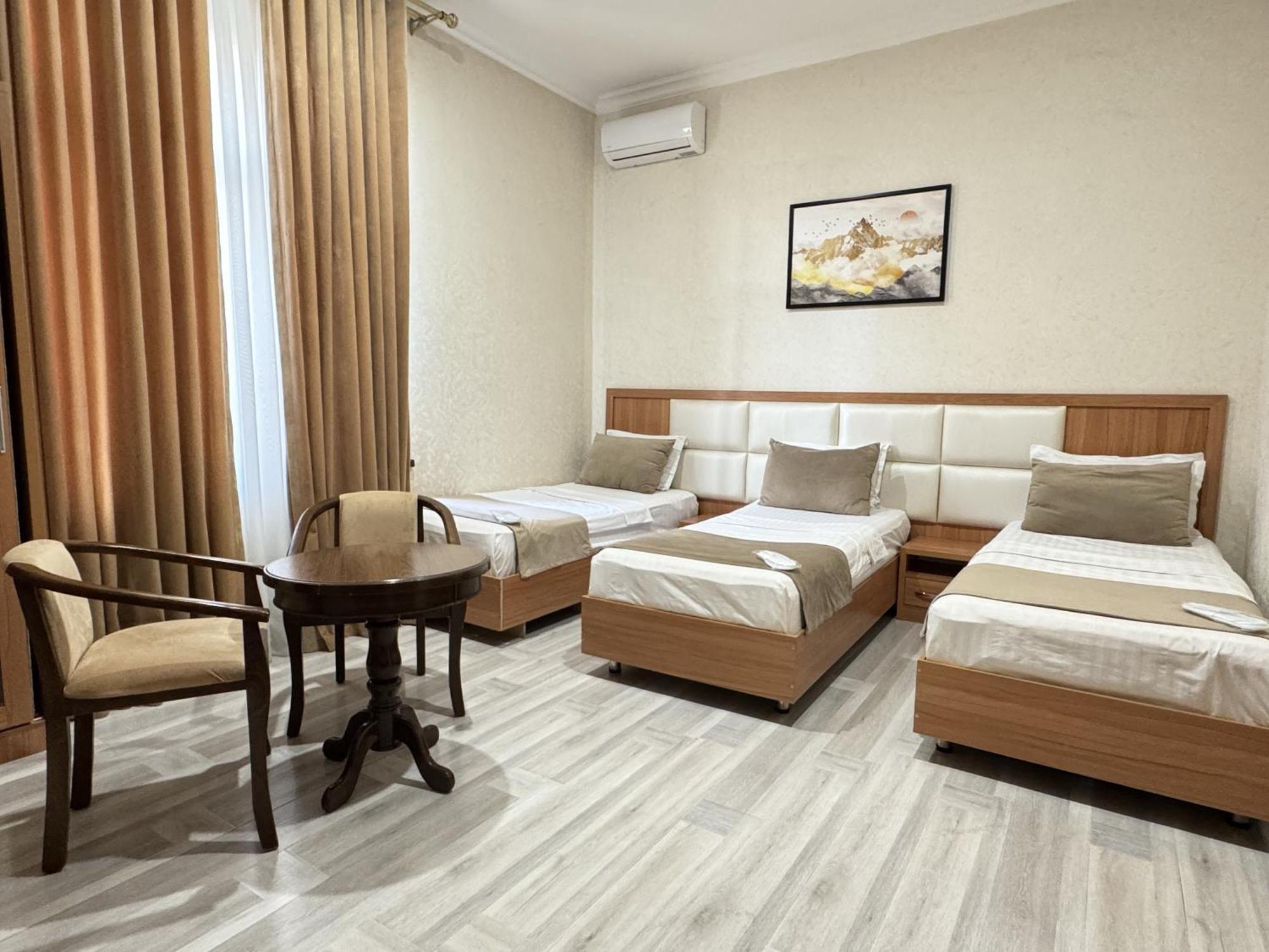 The Moon Tashkent Hotel Luaran gambar